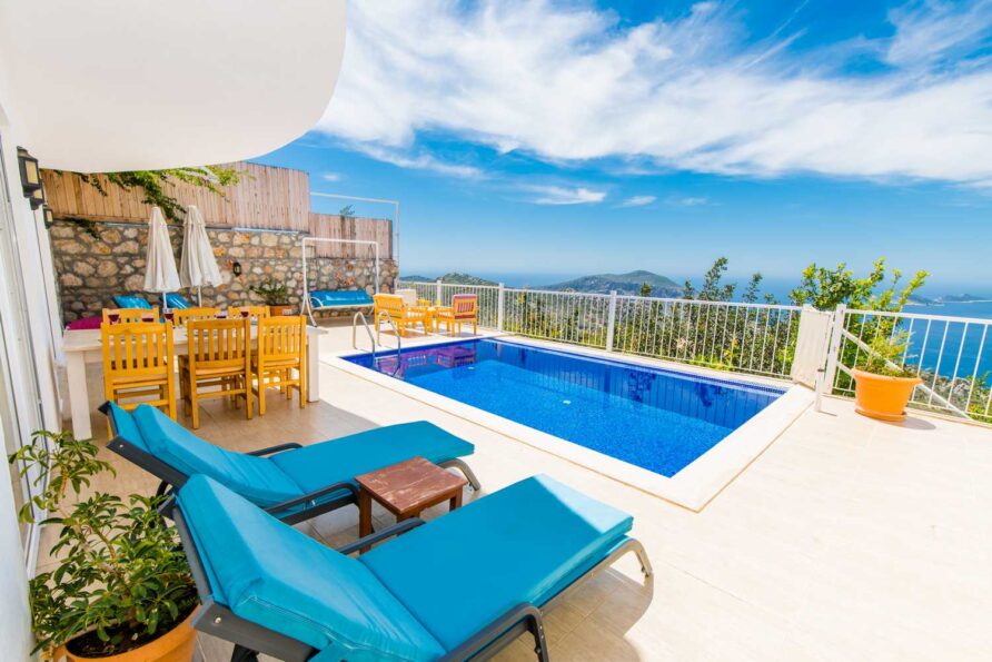 Deniz Manzaralı, Jakuzili Tatil Villası, TVK2