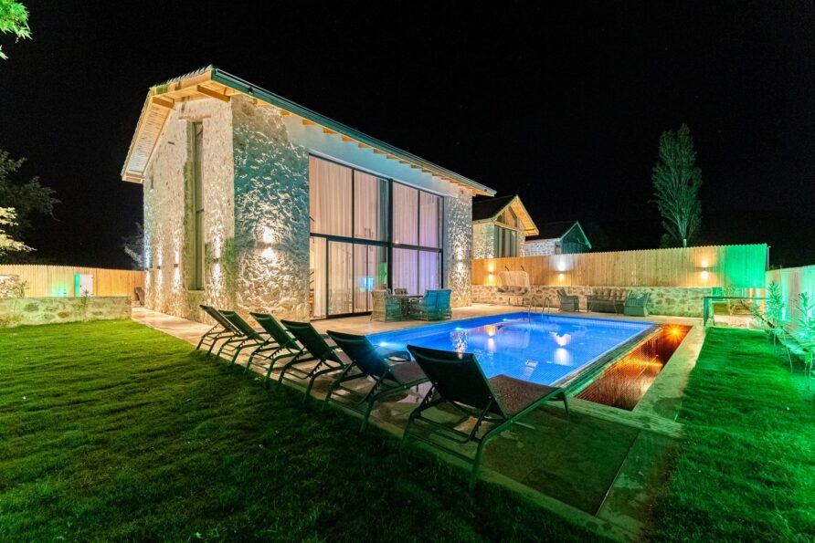 Doğayla İç İçe, Özel Havuzlu Tatil Villası TVK2302
